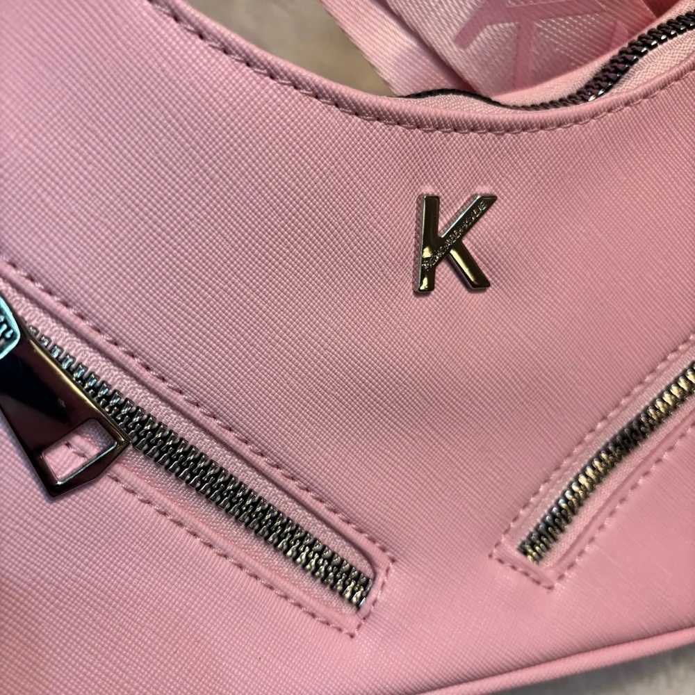 NWT Kendall & Kylie Bag Pale Pink Shoulder or Crossbody Zipper Accents New